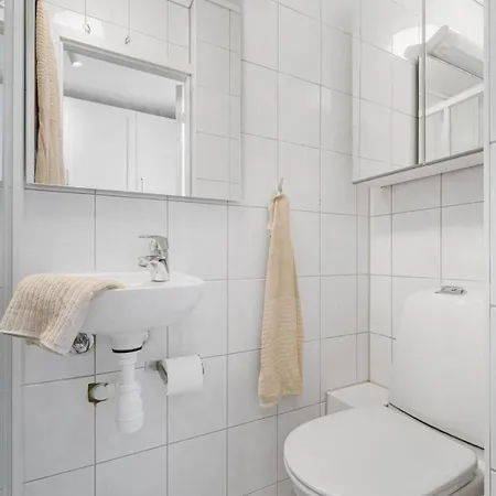 Dinbnb L 100m To Bryggen L House L 24l7 Check-in Lägenhet
