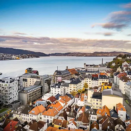 Dinbnb L 100m To Bryggen L House L 24l7 Check-in Apartment