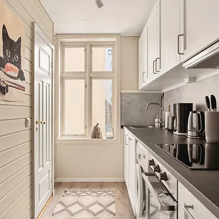 Apartment Dinbnb L 100m To Bryggen L House L 24l7 Check-in Bergen